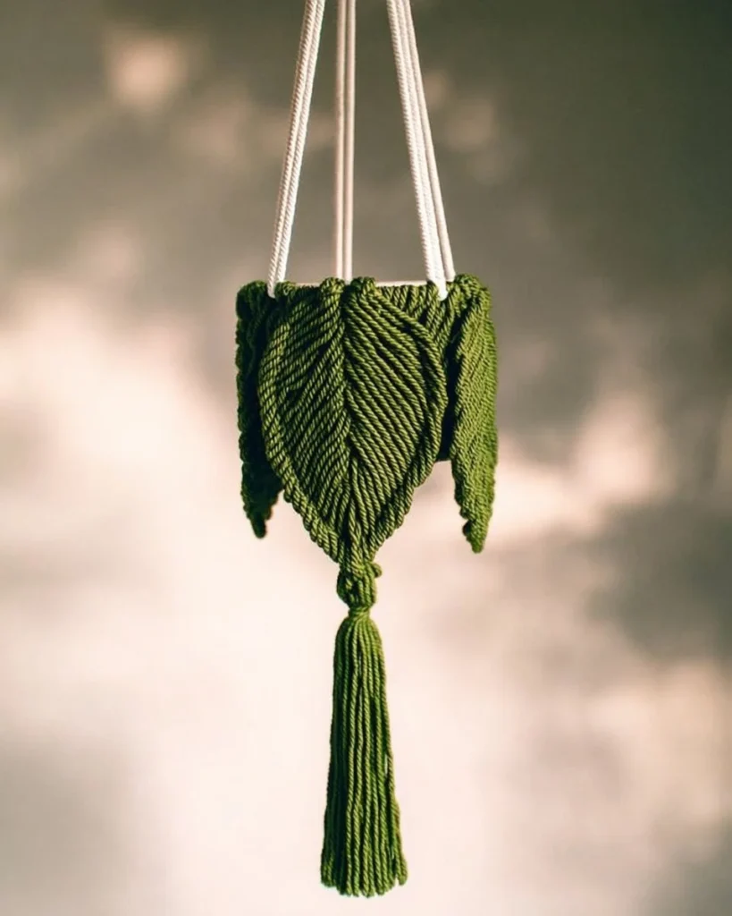 DIY macrame leaf plant hanger patterns for home decor